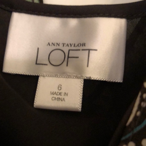 Loft lined sleeveless blouse for fall! - Picture 4 of 4